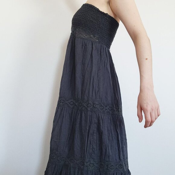 Vintage Y2K goth summer black tiered strapless maxi dress with lace cutouts - Picture 4 of 14
